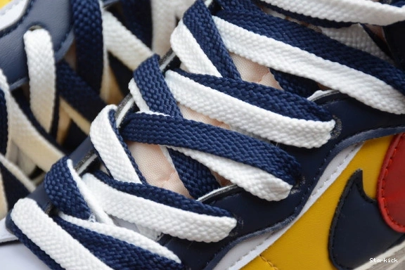 VARSITY MID SACAI BV0072-700 BLAZER MAIZE X NIKE 0219